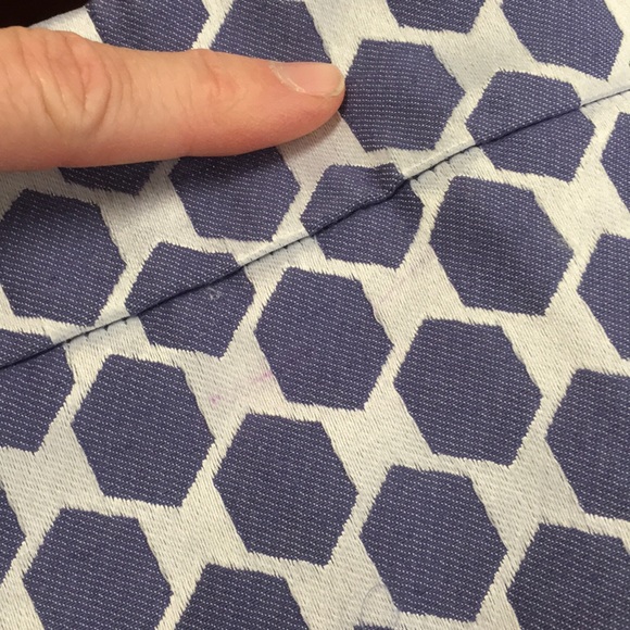 Ann Taylor LOFT Petites size 00P hexagon skirt - Picture 8 of 8